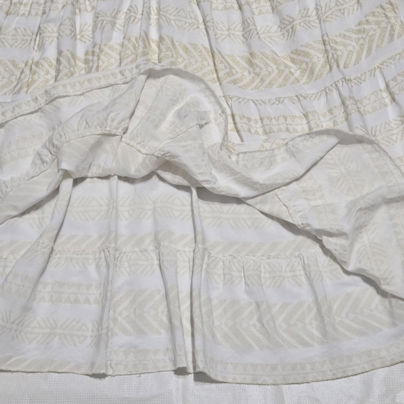 Made In Italy White Sleeveless Tiered Maxi Dress With Gold Embroidery Detail 12 - Picture 4 of 8